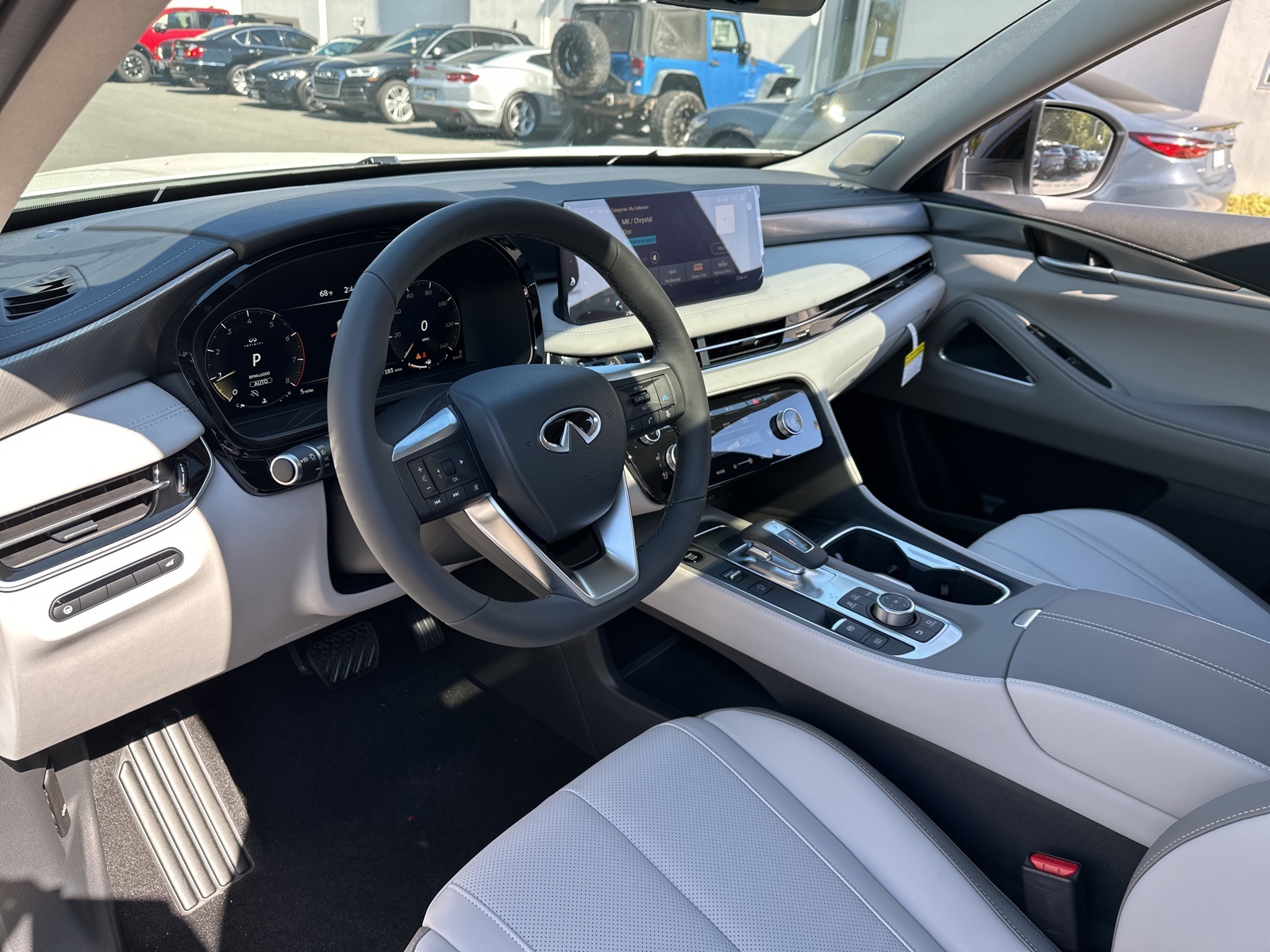 2026 Infiniti QX60 Luxe AWD photo 12