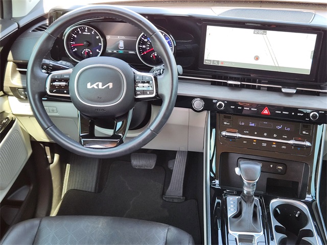 2023 Kia Carnival EX photo 25