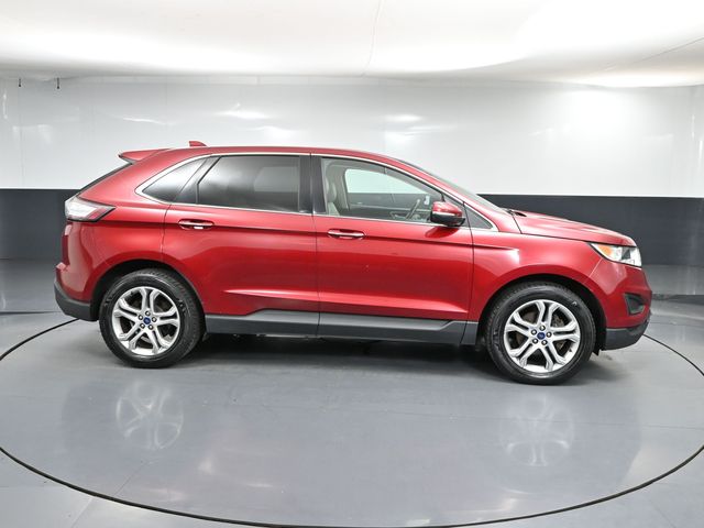 2015 Ford Edge Titanium photo 2