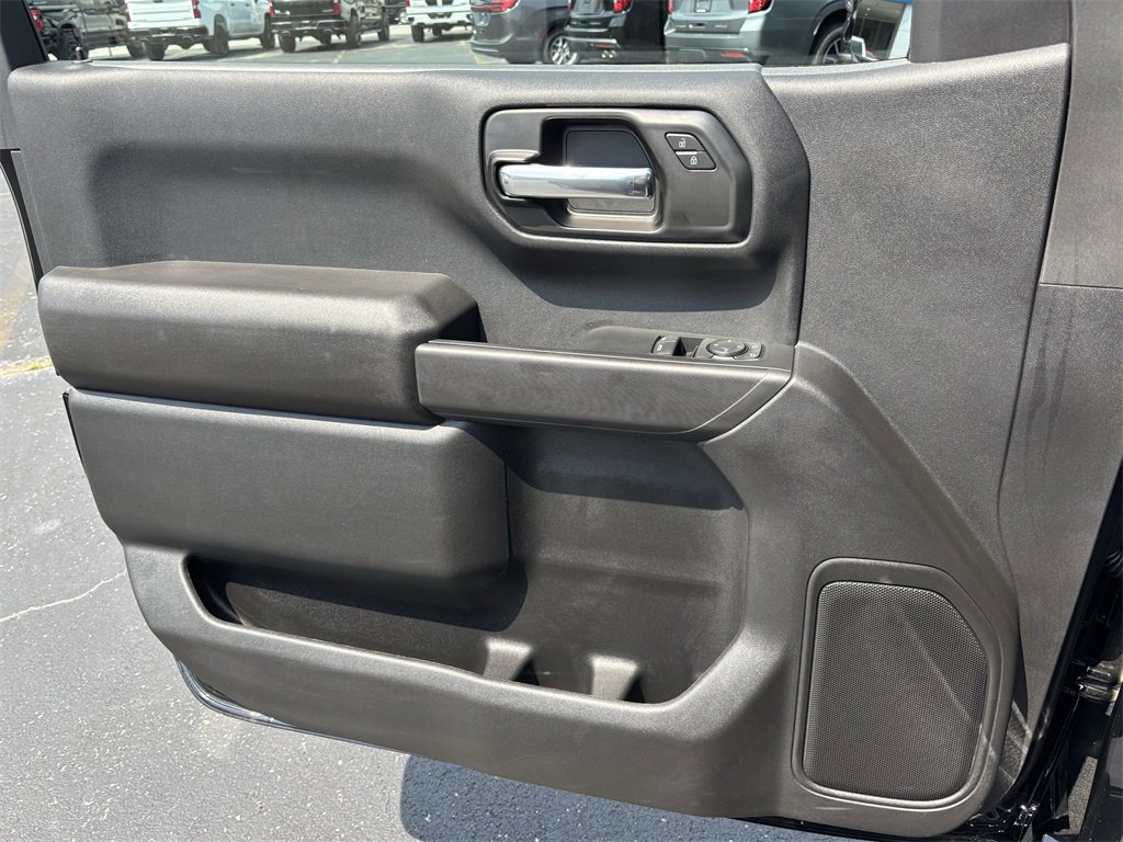 2025 Chevrolet Silverado 1500 photo 11