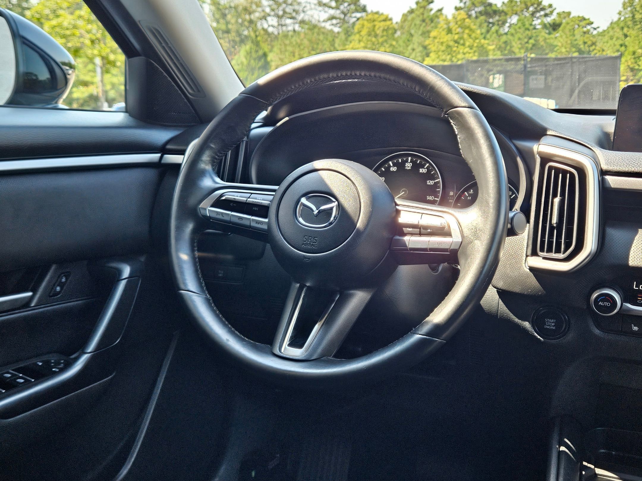 2024 Mazda CX-50 2.5 S Preferred photo 6