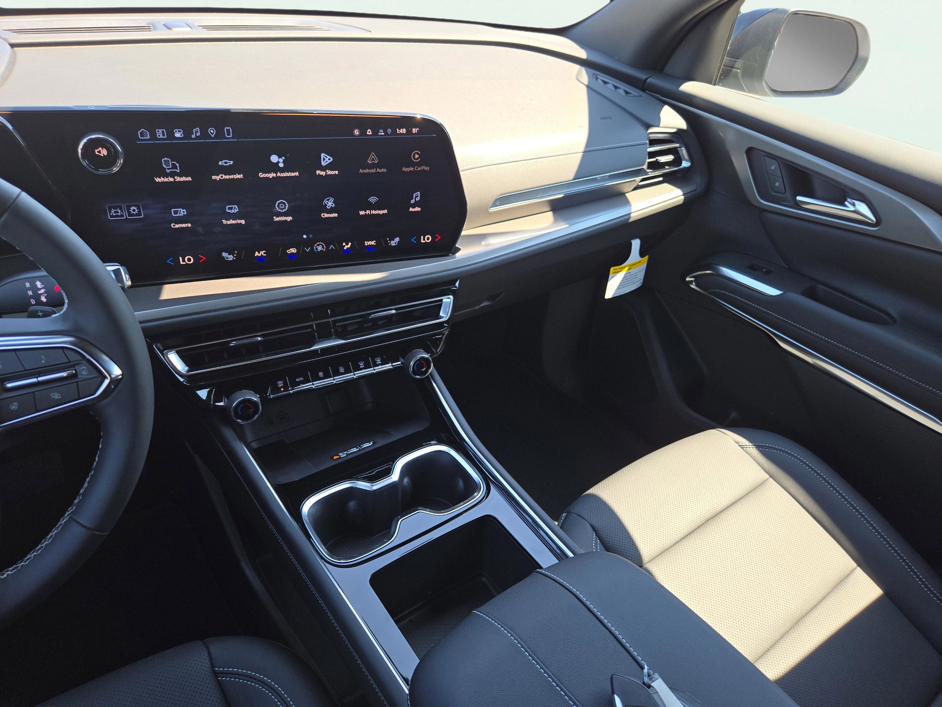 2026 Chevrolet Traverse photo 15