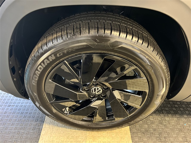 2026 Volkswagen Atlas SE Technology photo 6