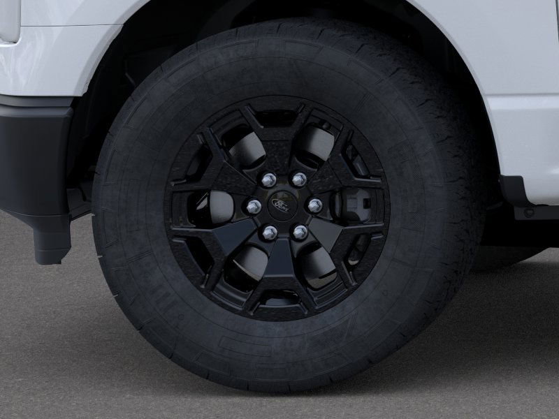 2025 Ford F-150 Lightning photo 19