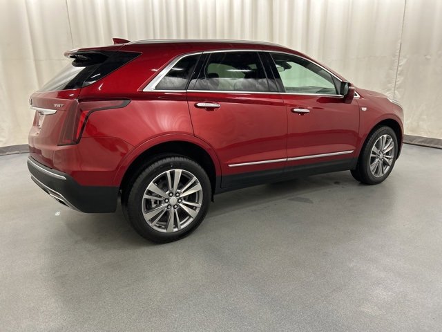 2025 Cadillac XT5 Premium Luxury photo 4