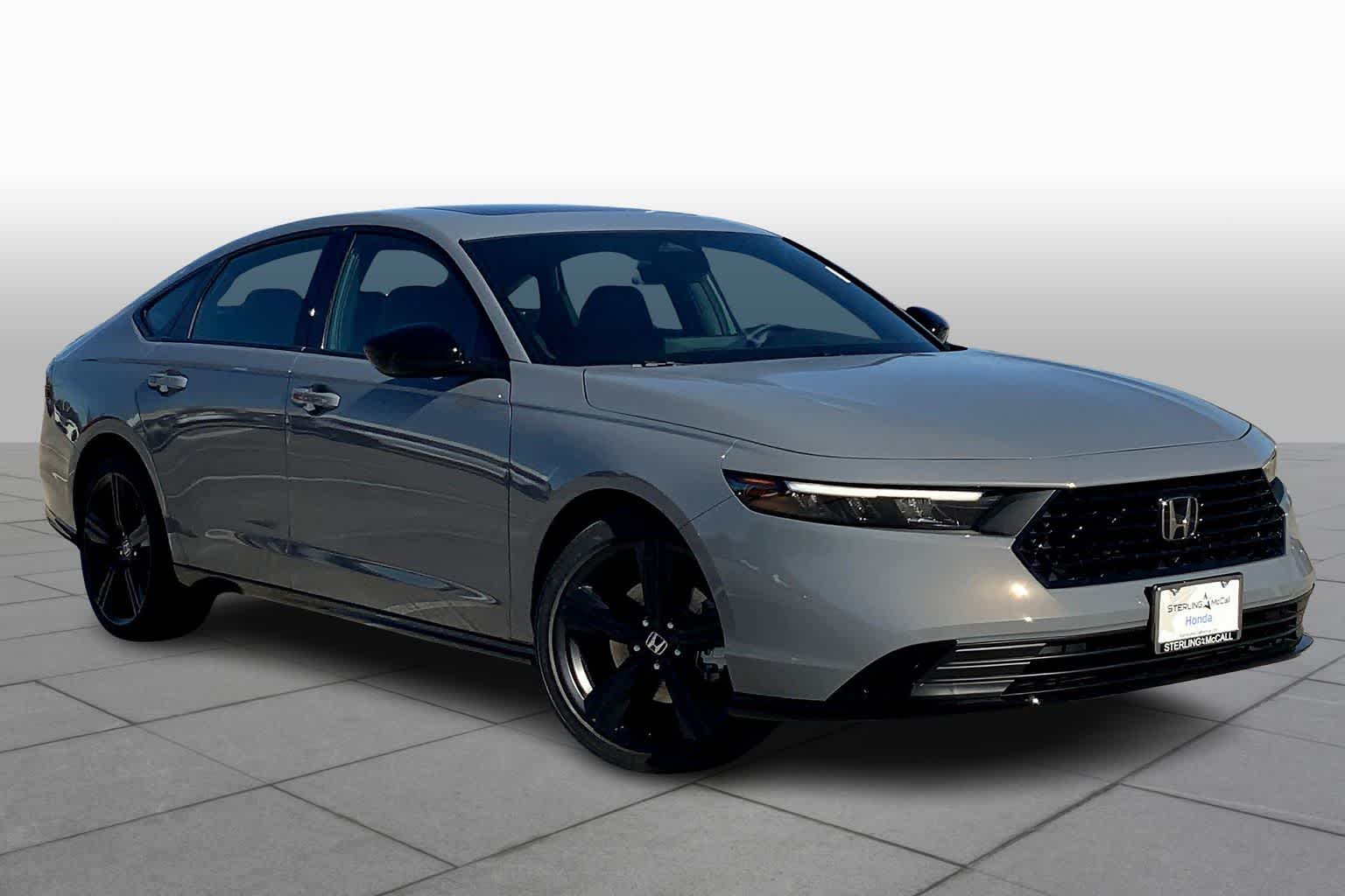 2025 Honda Accord Sport-L Hybrid photo 2