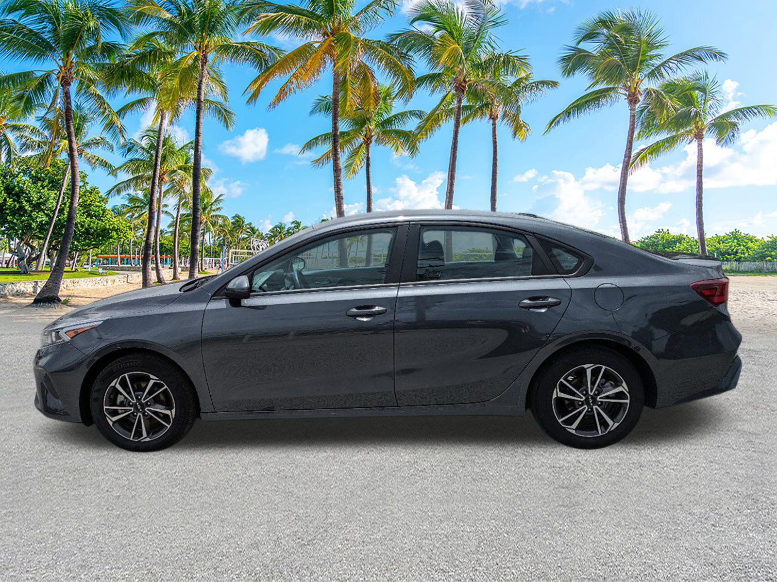 2023 Kia Forte LXS photo 6