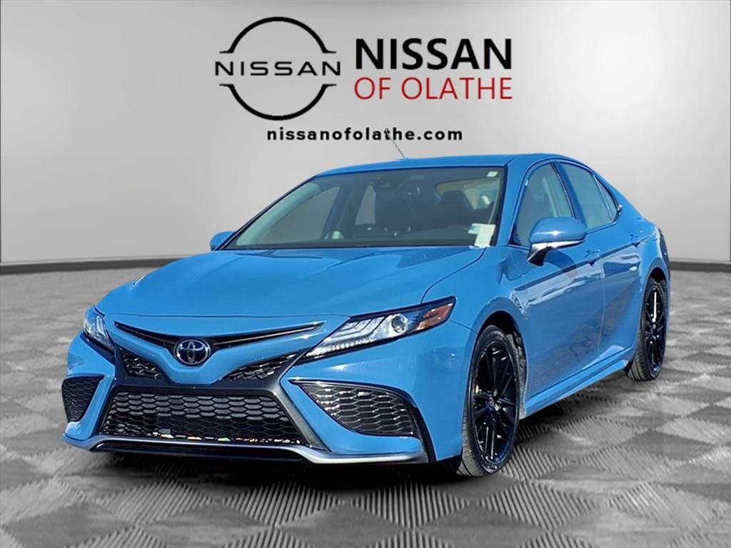 2024 Toyota Camry XSE's photo