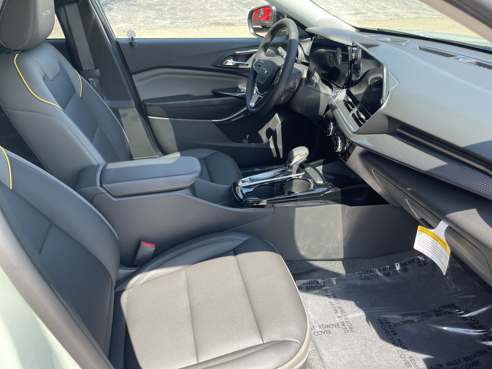 2025 Chevrolet Trax ACTIV photo 8