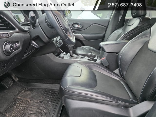 2019 Jeep Cherokee Latitude photo 9