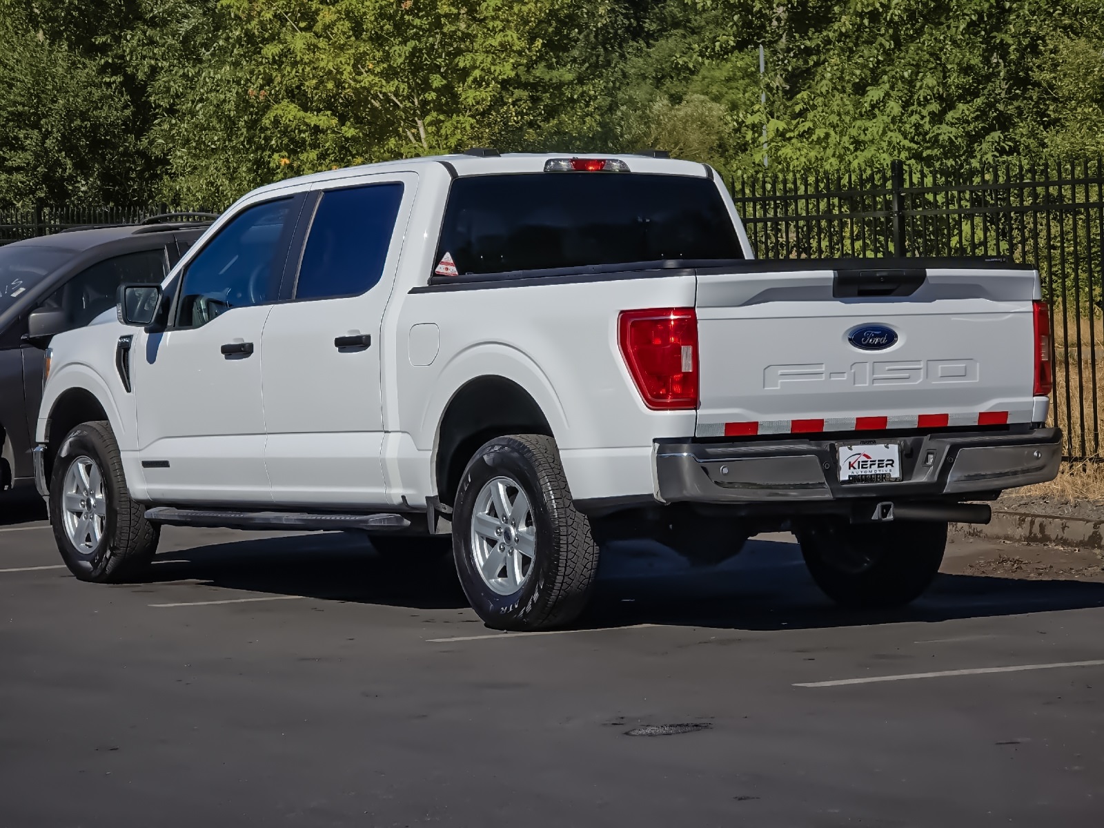 2022 Ford F-150 XL photo 4