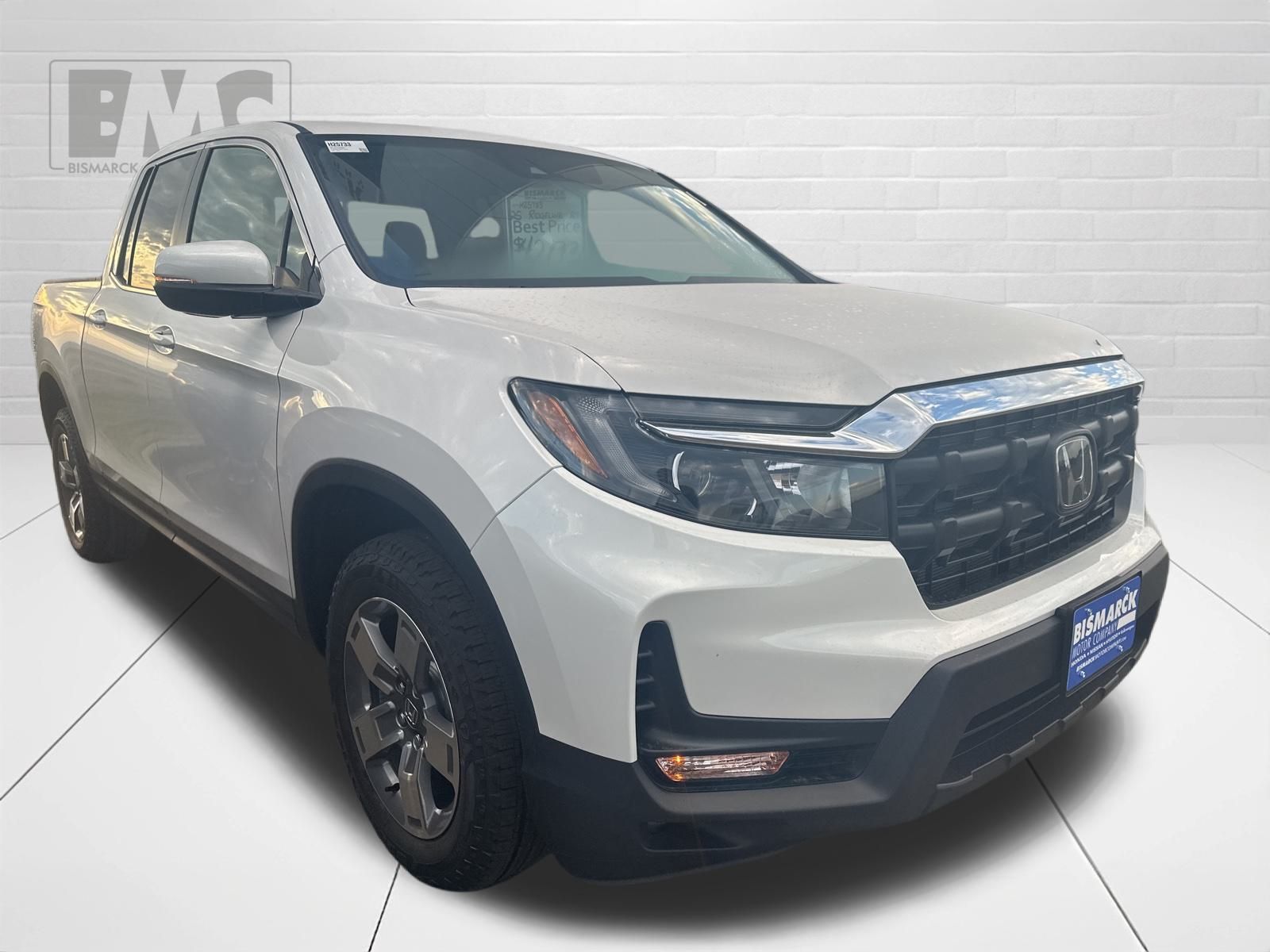 2025 Honda Ridgeline RTL photo 3