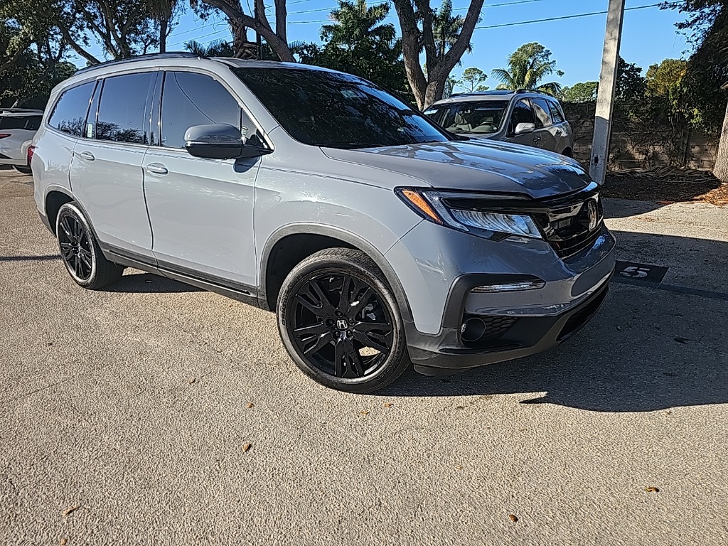 2022 Honda Pilot Black Edition's photo