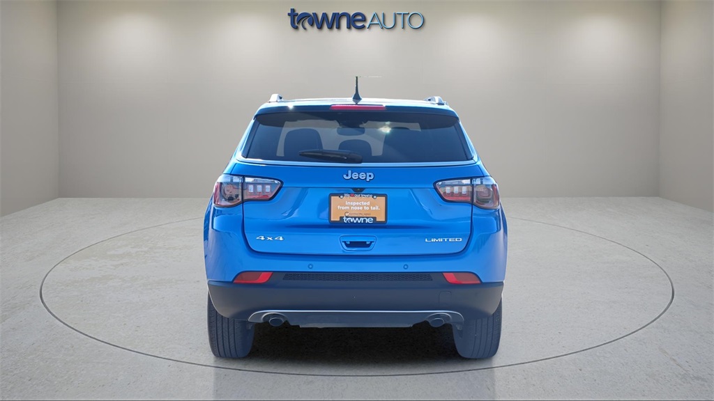 2023 Jeep Compass Limited photo 3