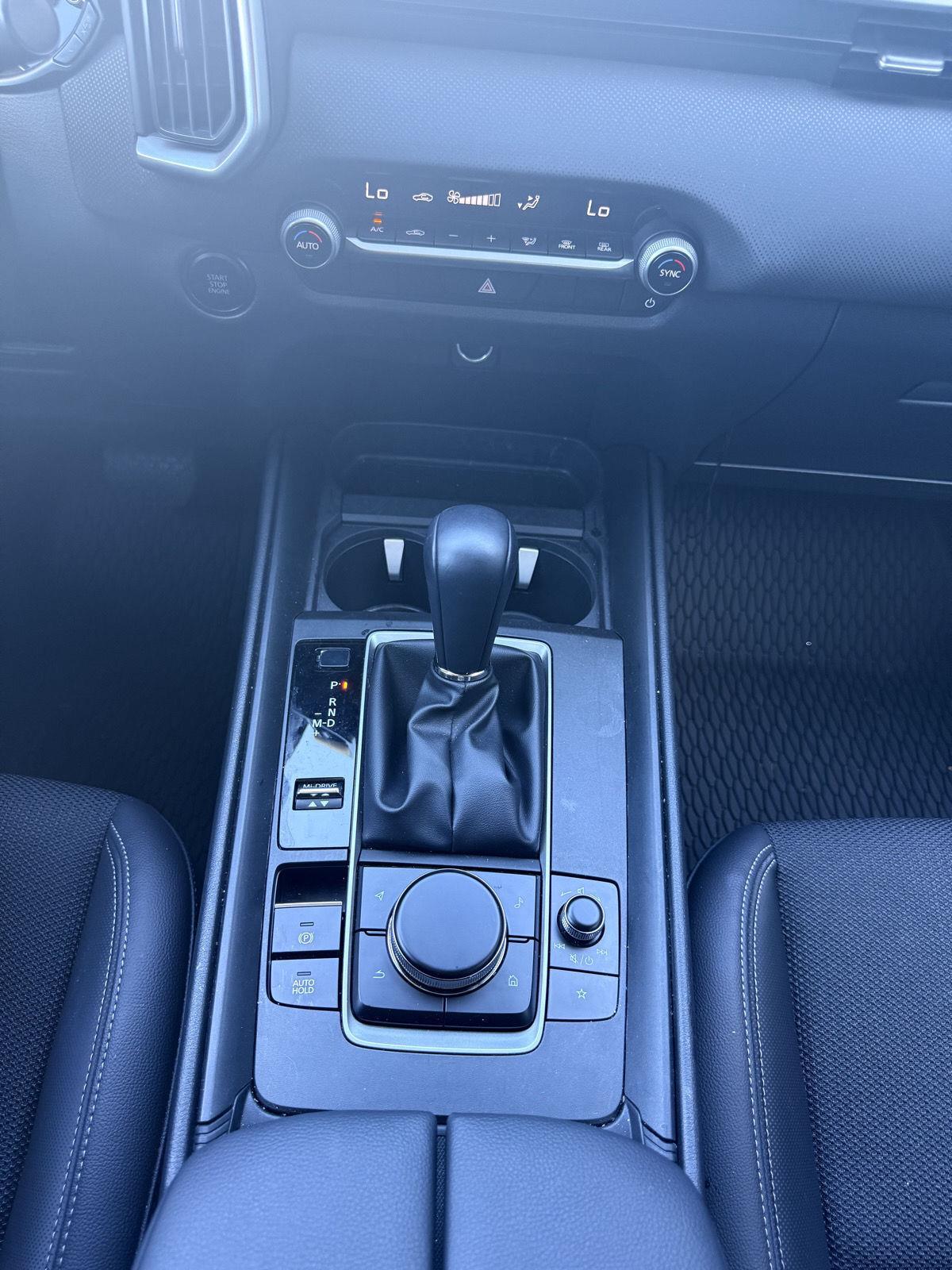 2025 Mazda CX-50 2.5 Select photo 24