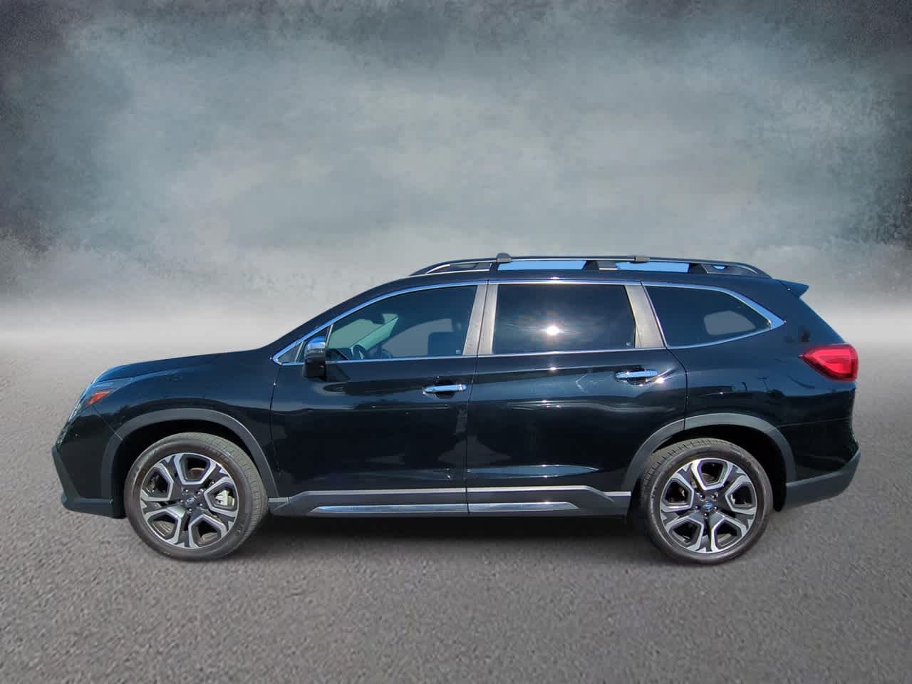 2023 Subaru Ascent Touring photo 5