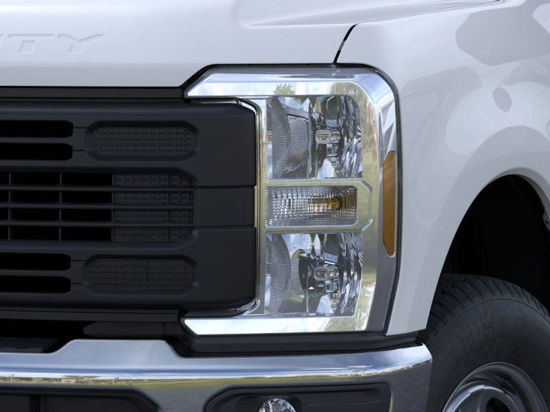 2024 Ford F-350 XL photo 16