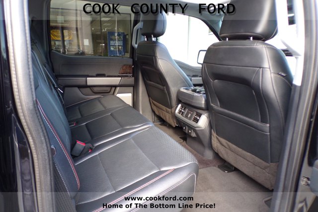 2022 Ford F-150 Lariat photo 18