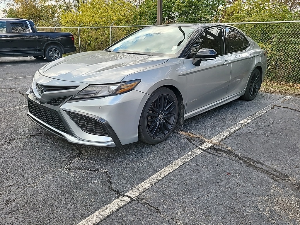 2021 Toyota Camry XSE V6 photo 2