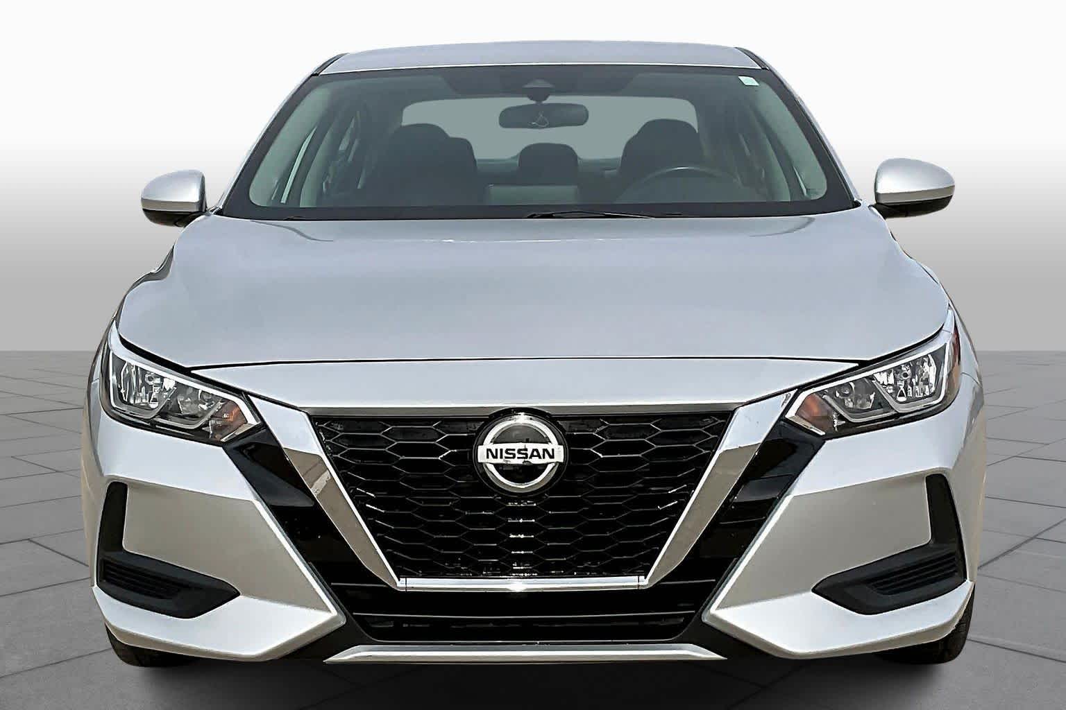2021 Nissan Sentra SV photo 3