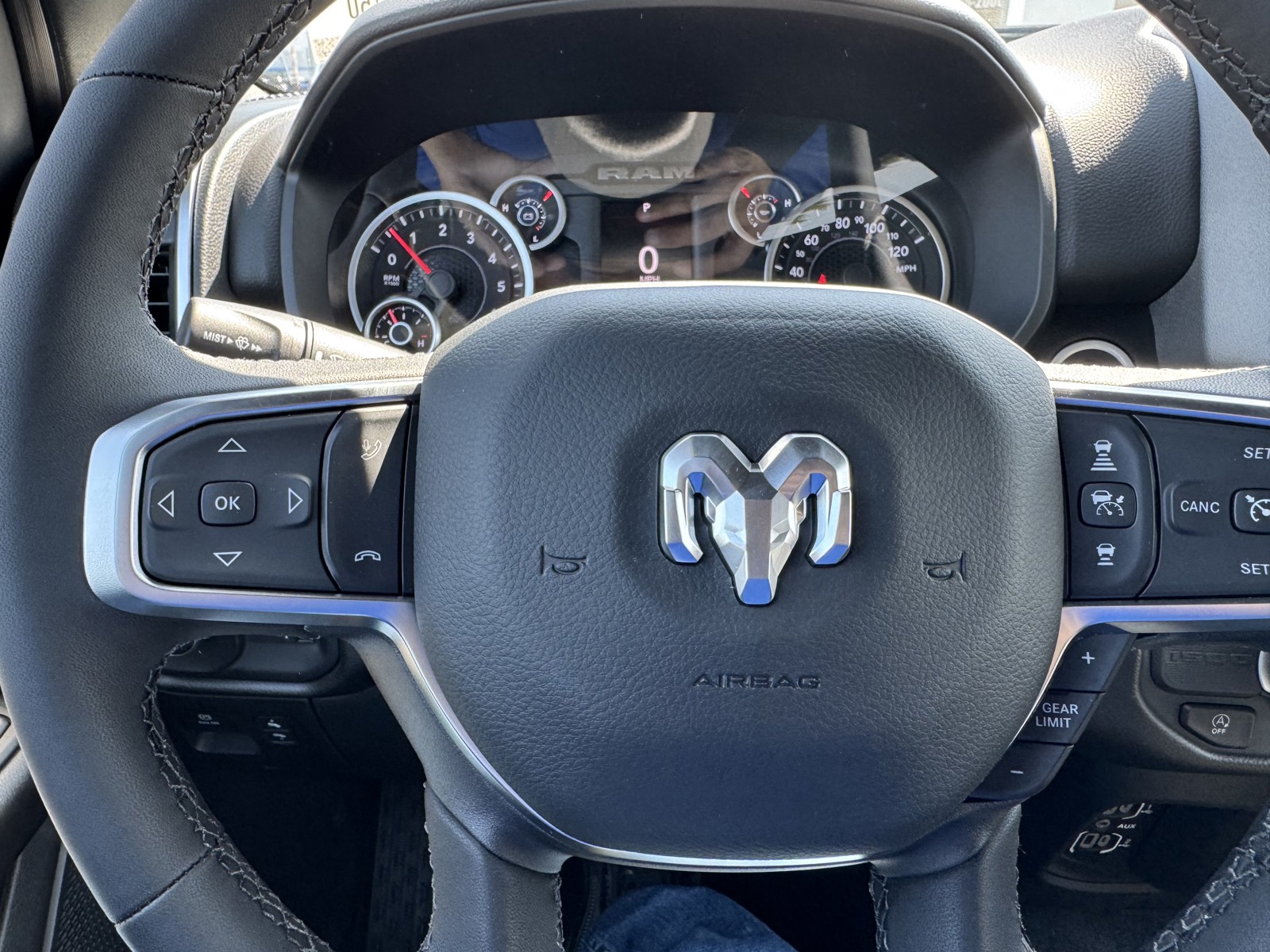 2025 Ram 1500 Big Horn photo 21