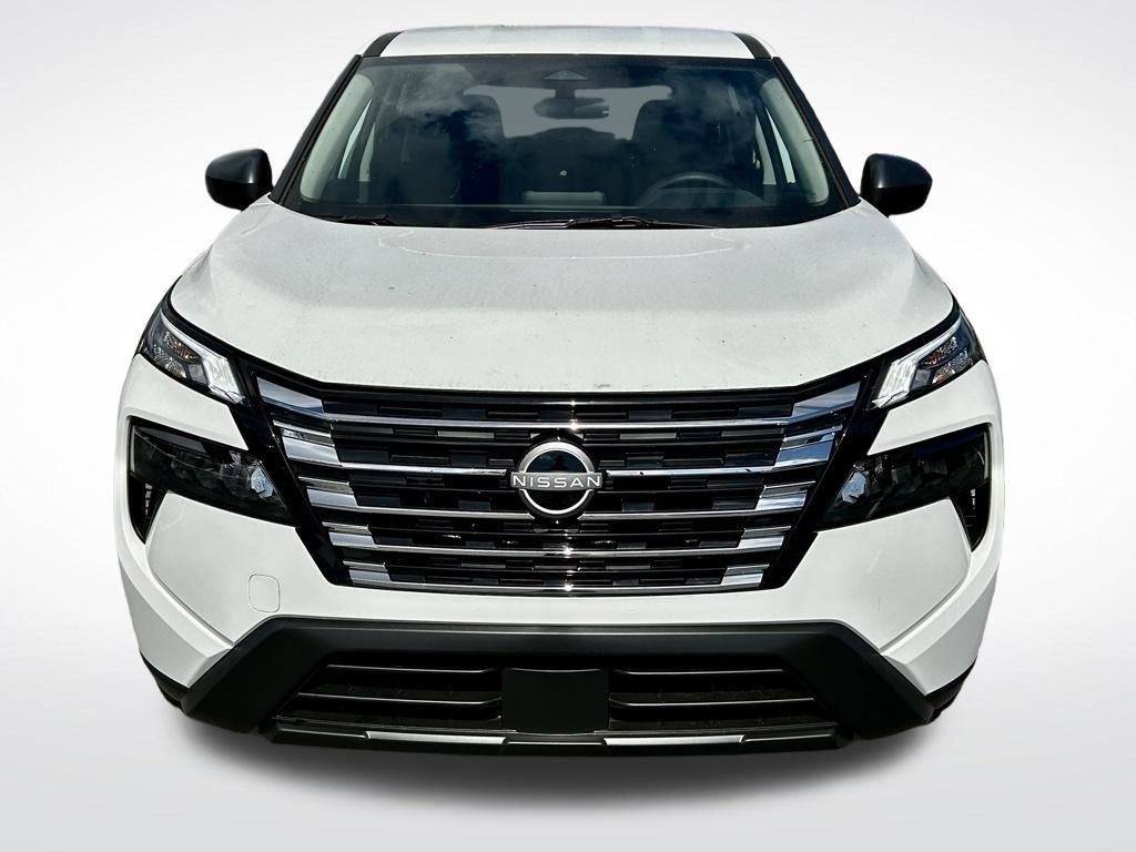 2025 Nissan Rogue S photo 9