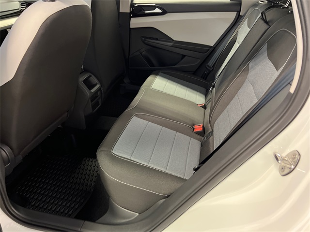 2025 Volkswagen Taos S photo 9