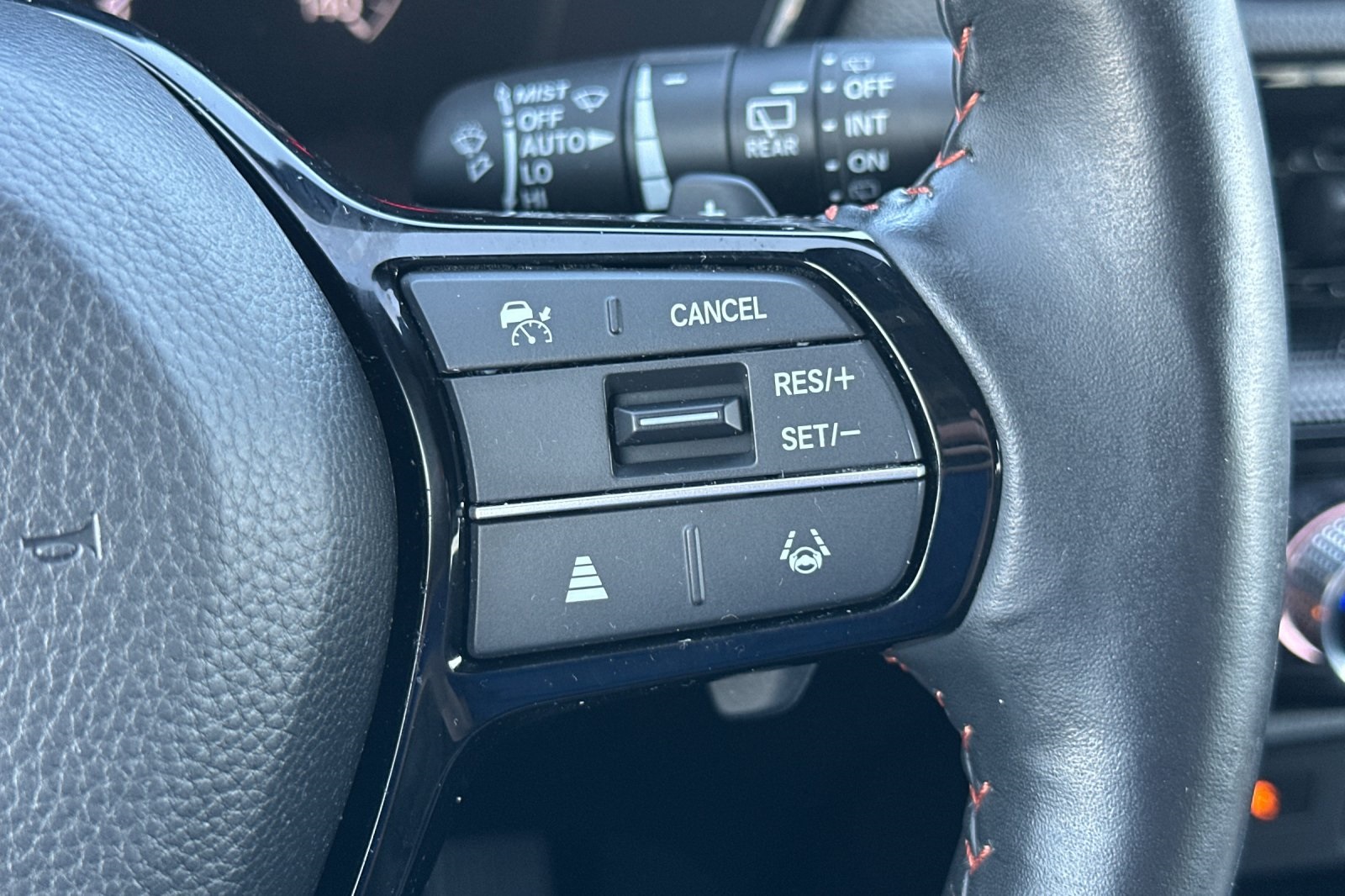 2023 Honda CR-V Hybrid Sport Touring photo 31