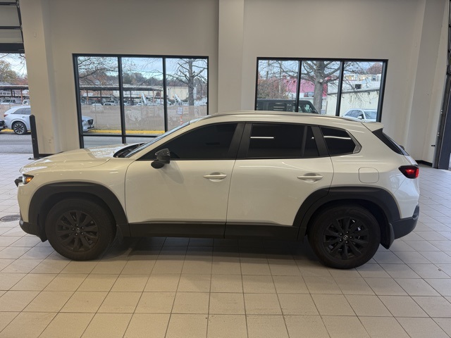 2024 Mazda CX-50 2.5 Select photo 3