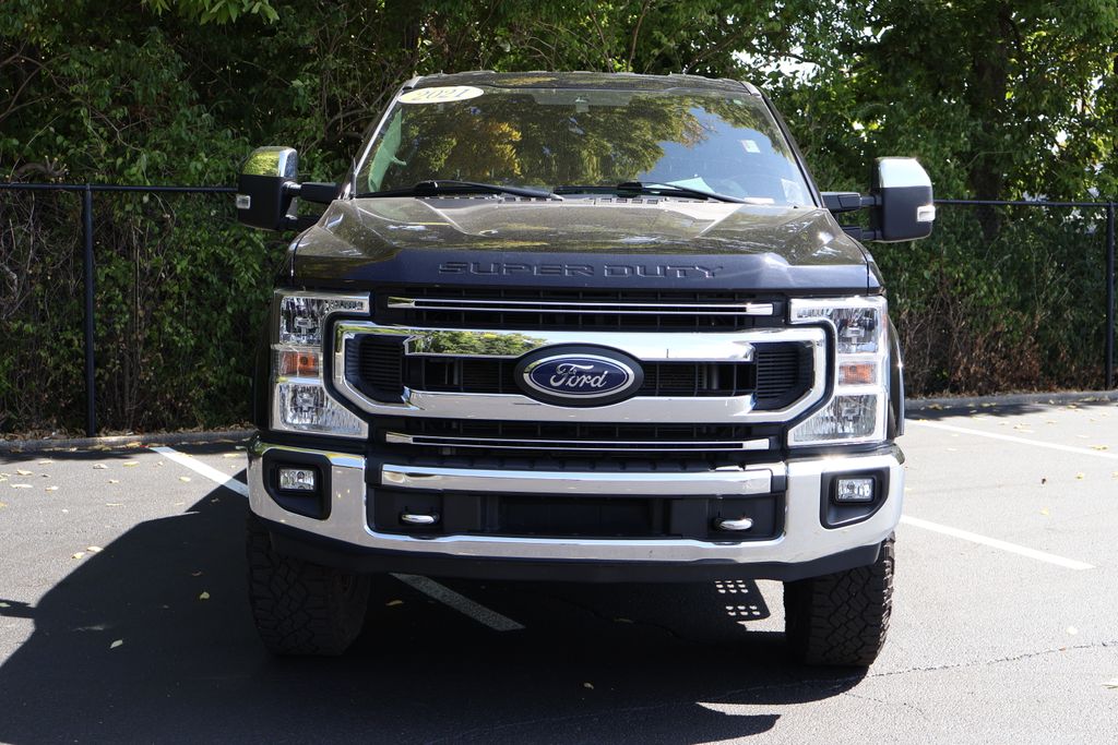 2021 Ford F-250 photo 2