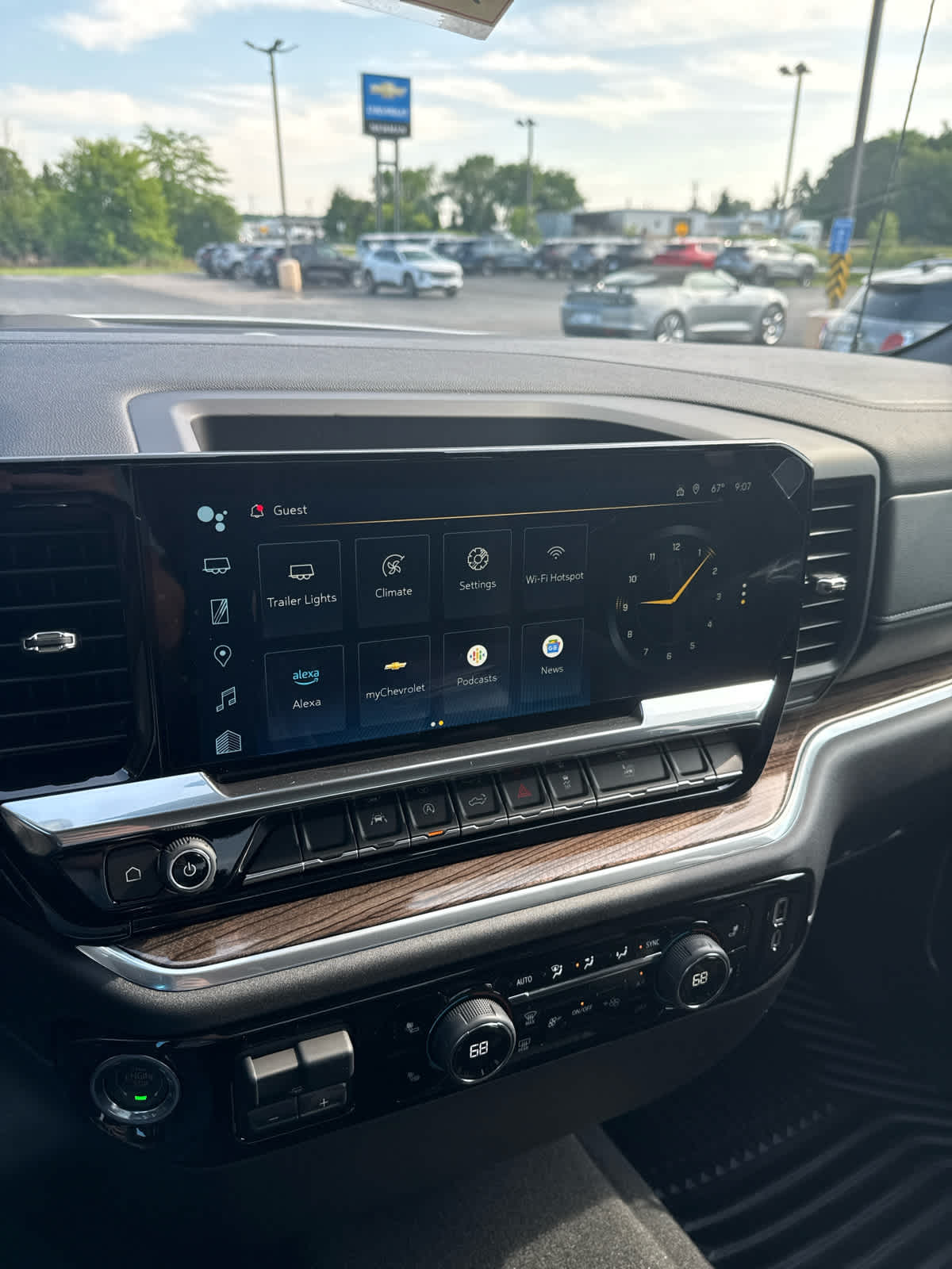 2025 Chevrolet Silverado 1500 LT photo 14