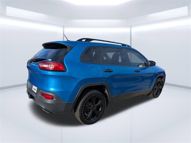 2017 Jeep Cherokee Altitude photo 4