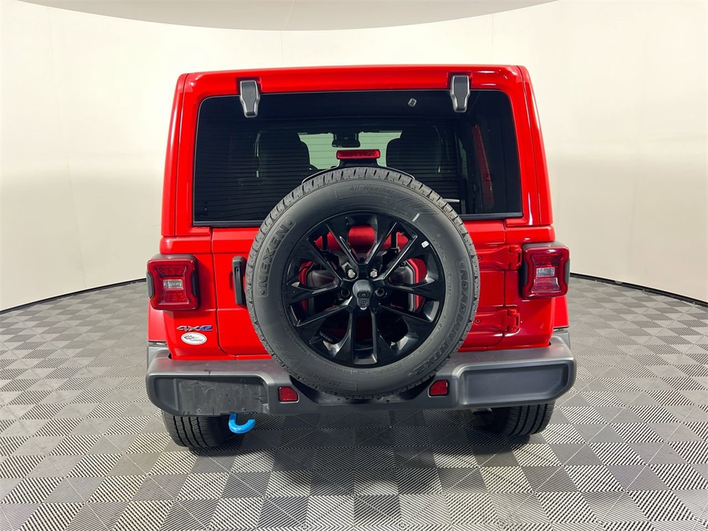 2024 Jeep Wrangler Sahara 4xe photo 3