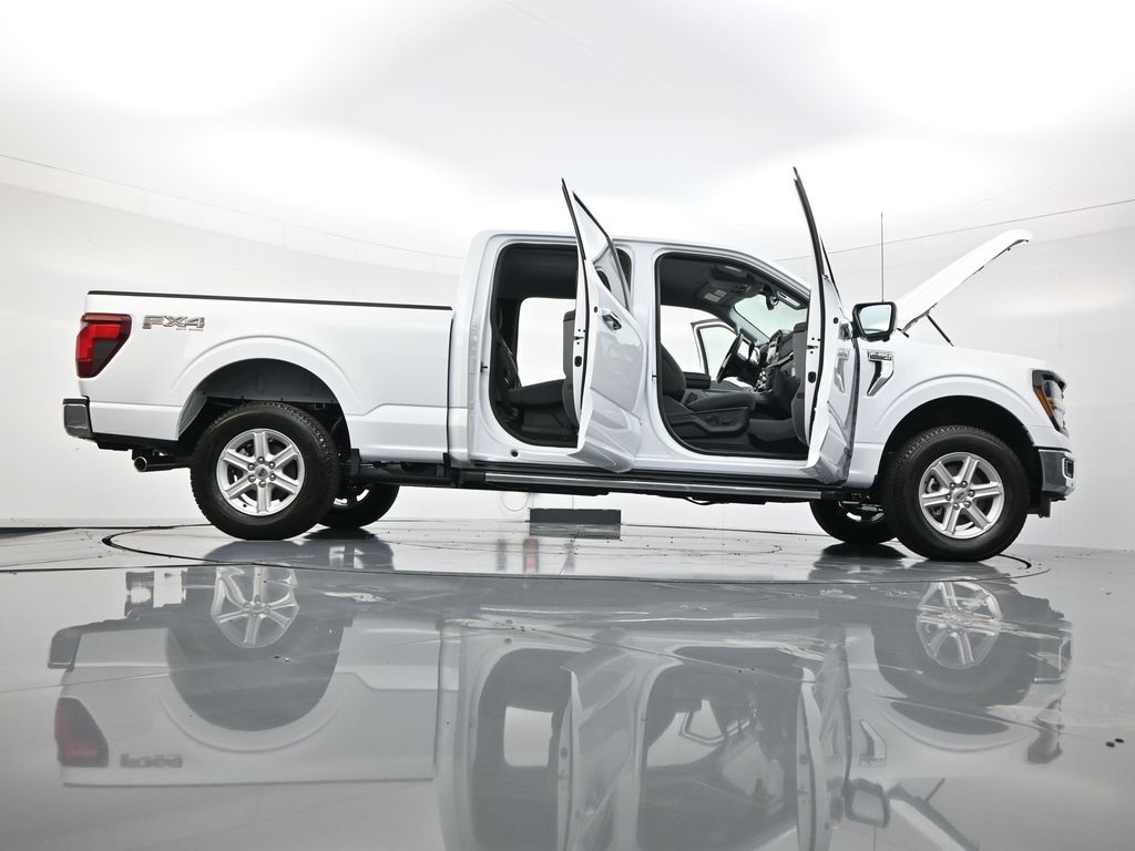 2025 Ford F-150 XLT photo 50