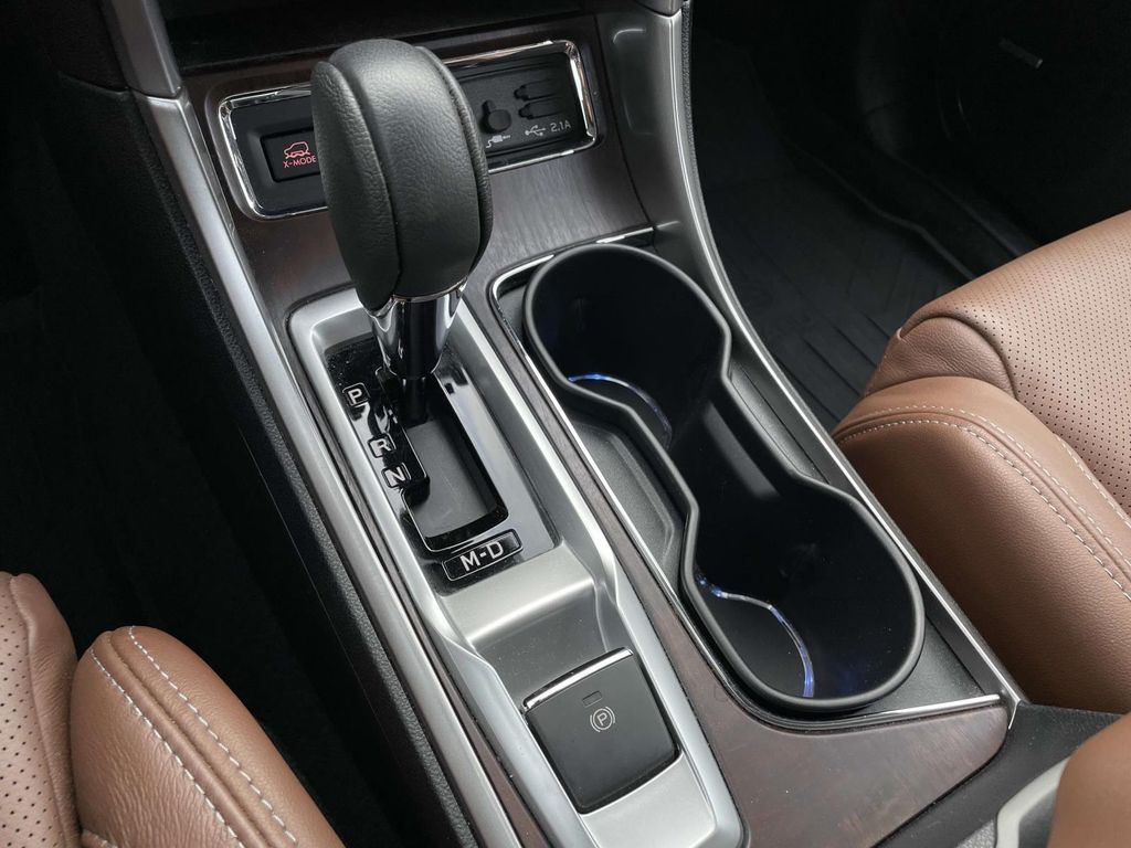 2022 Subaru Ascent Touring photo 21