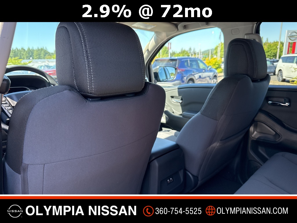 2025 Nissan Frontier SV photo 18