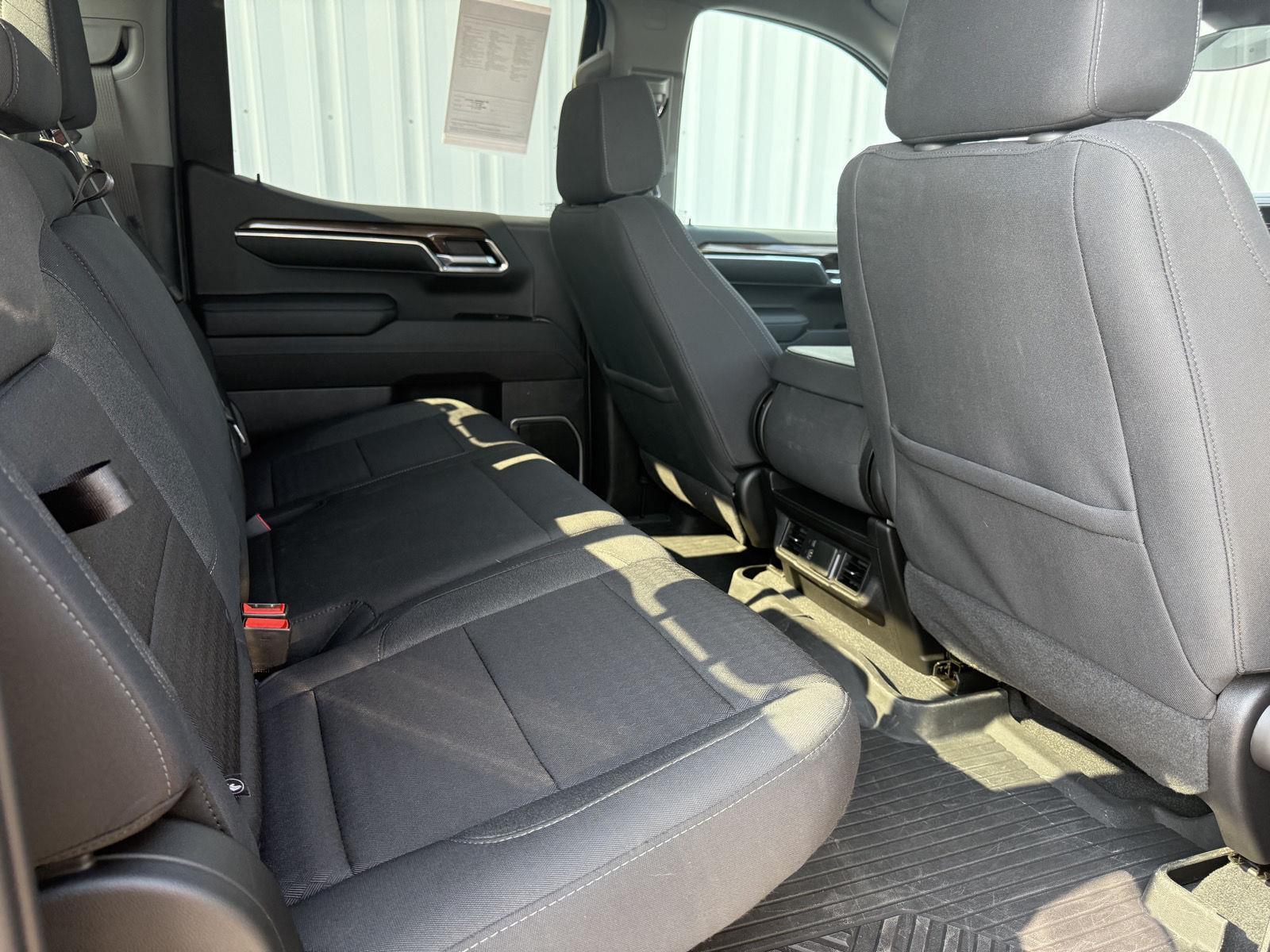 2023 Chevrolet Silverado 1500 LT photo 19