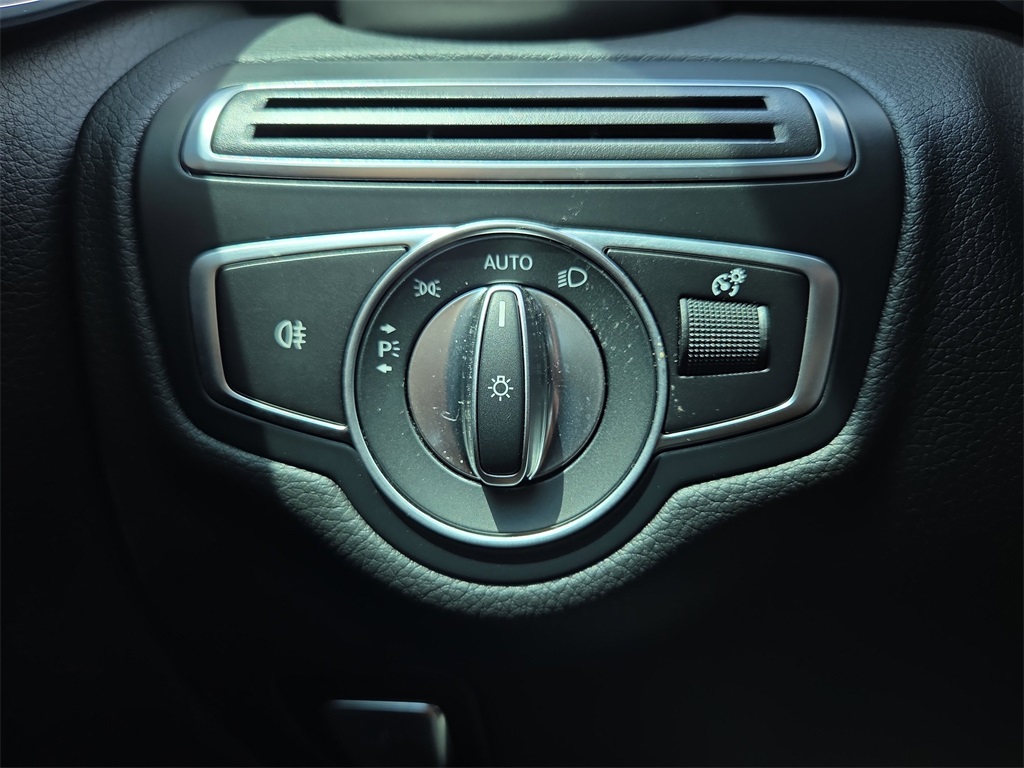 2023 Mercedes Benz C 300 photo 27
