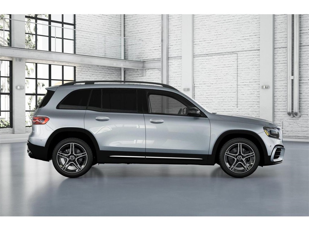 2025 Mercedes Benz GLB 250 4MATIC photo 2