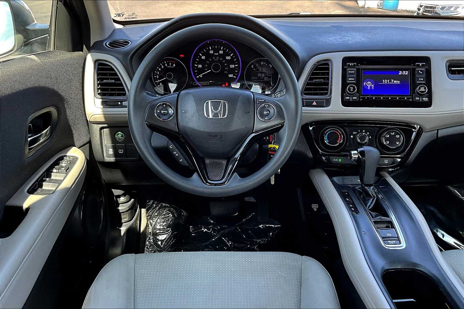2019 Honda HR-V LX photo 5