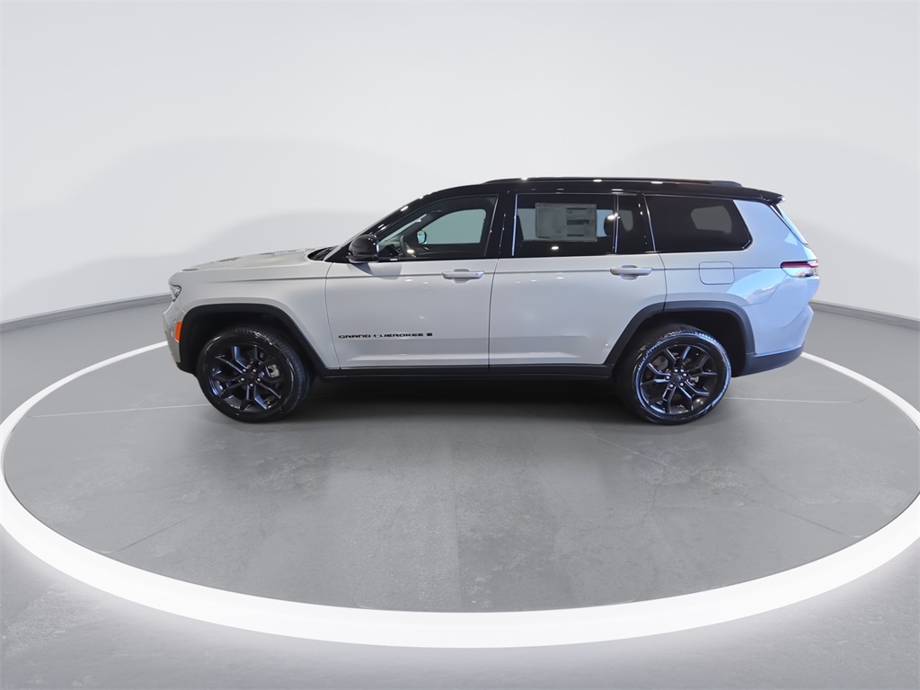 2025 Jeep Grand Cherokee Limited photo 4