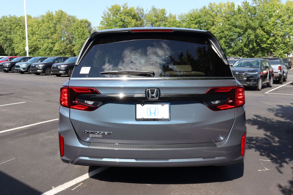 2026 Honda Odyssey EX-L photo 3