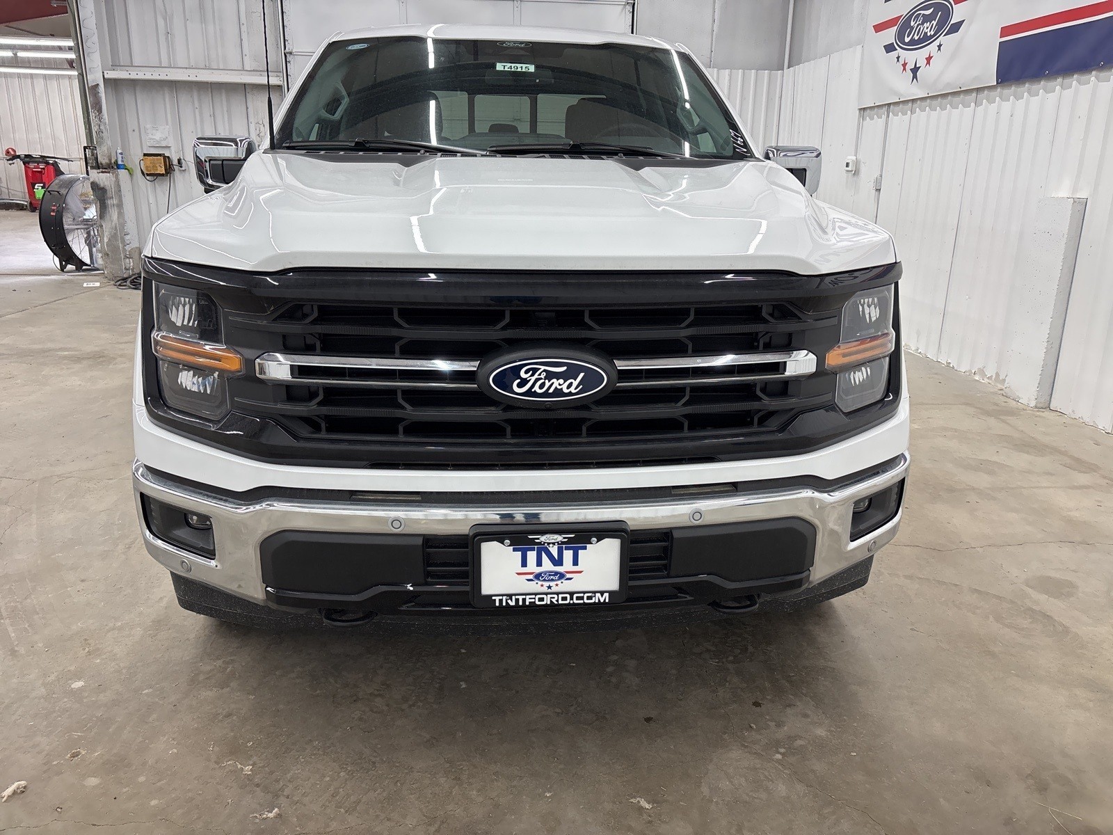 2025 Ford F-150 XLT photo 3