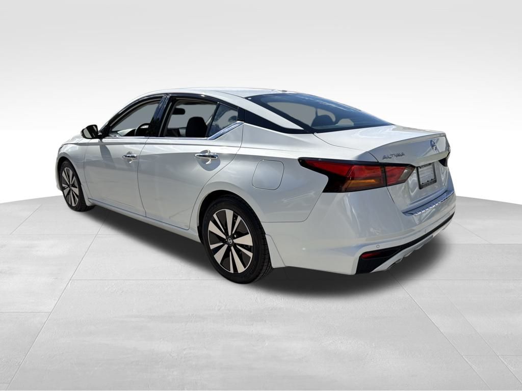 2020 Nissan Altima 2.5 SV photo 3