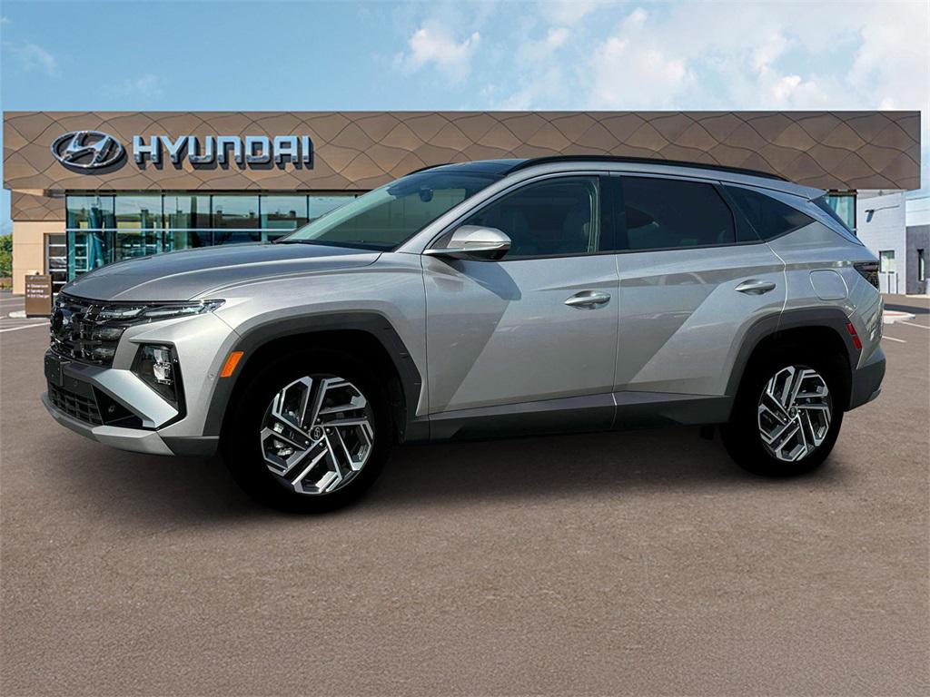 2025 Hyundai Tucson Limited photo 2