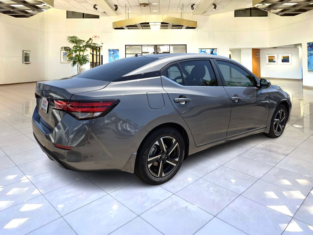 2025 Nissan Sentra SV photo 4