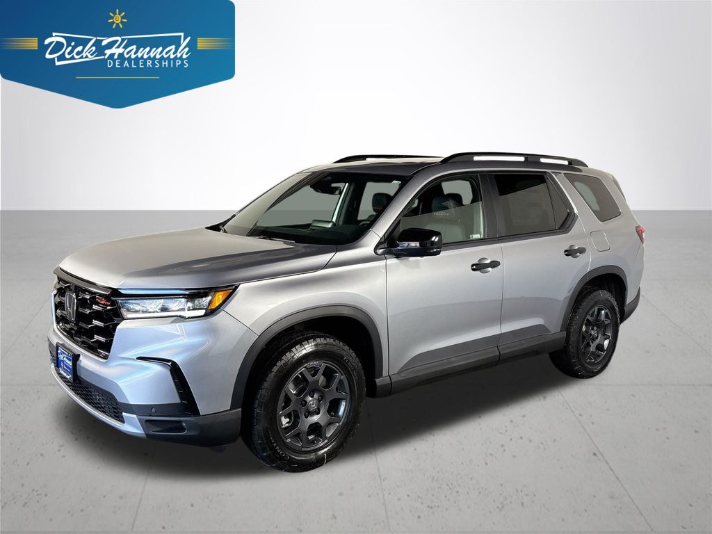 2025 Honda Pilot TrailSport's photo