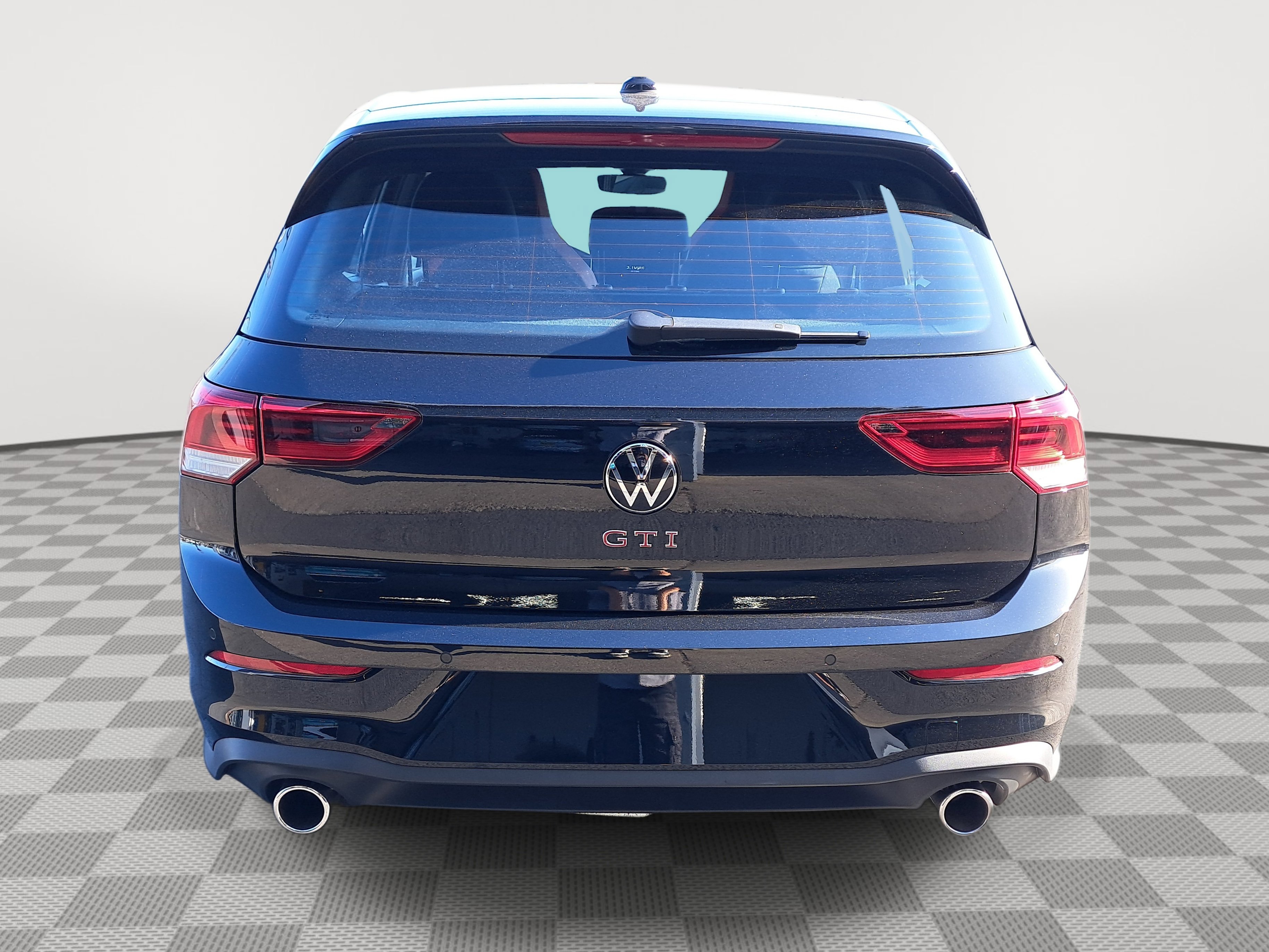 2025 Volkswagen Golf GTI S photo 2