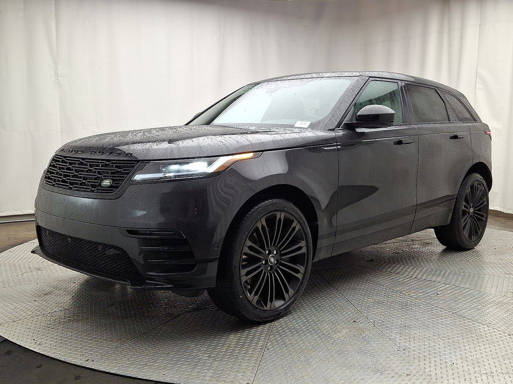 2026 Land Rover Range Rover Velar Dynamic SE's photo