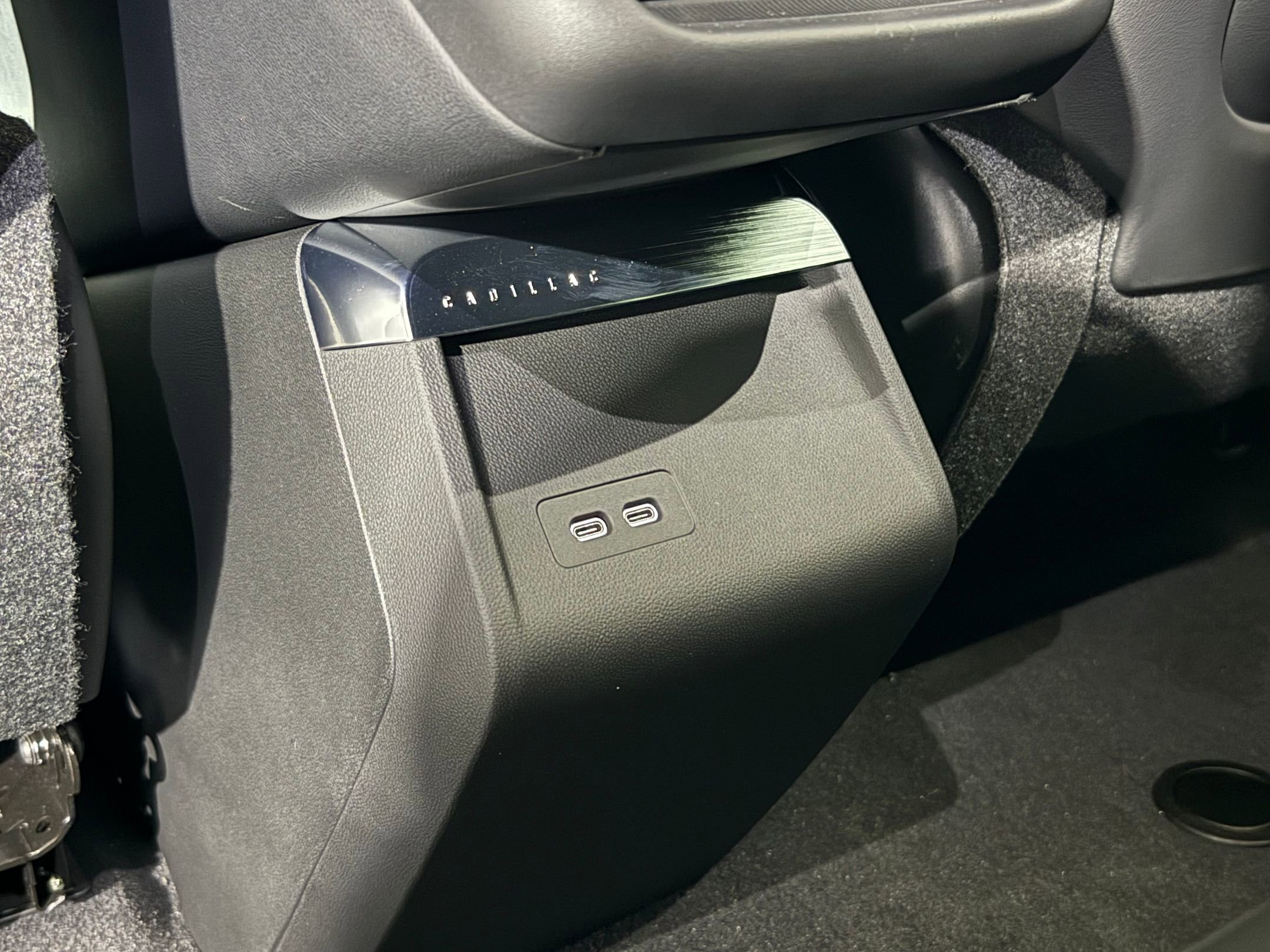 2026 Cadillac Lyriq Sport photo 33
